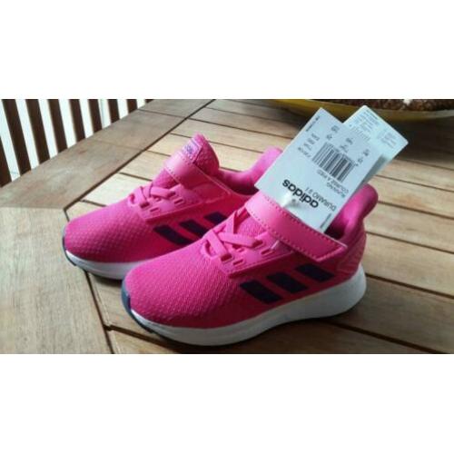 Nieuwe roze adidas duramo 9 schoenen maat 25