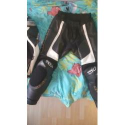 berik motorpak maat 52