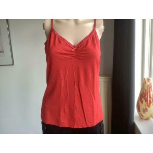 Nieuwe top van King Louie,L-40,vuurrood.