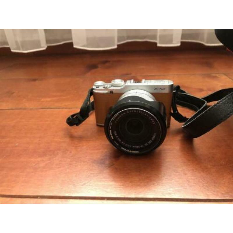 Fujifilm spiegelreflexcamera bruin