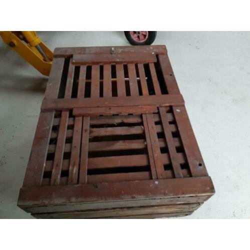 antieke transportkist pluimvee (kippen)