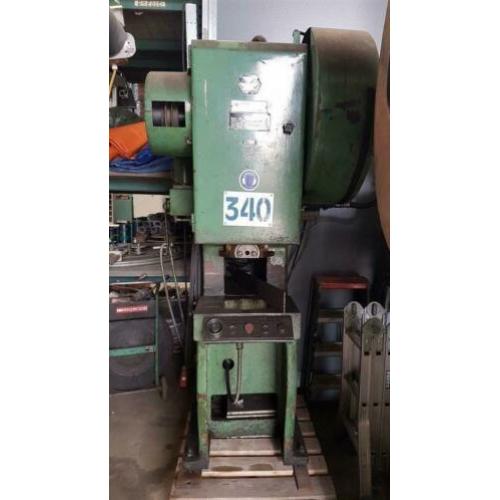 1104. Pers / excenter pers / 25 ton
