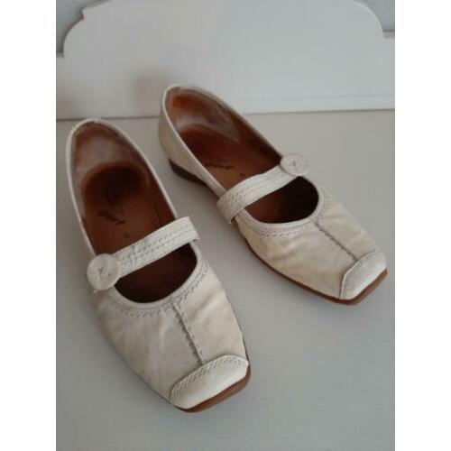 Mooie Creme Dames Schoenen Merk ; Gabor Maat ; 5