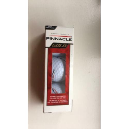 3 stuks Pinnacle golfballen en tee