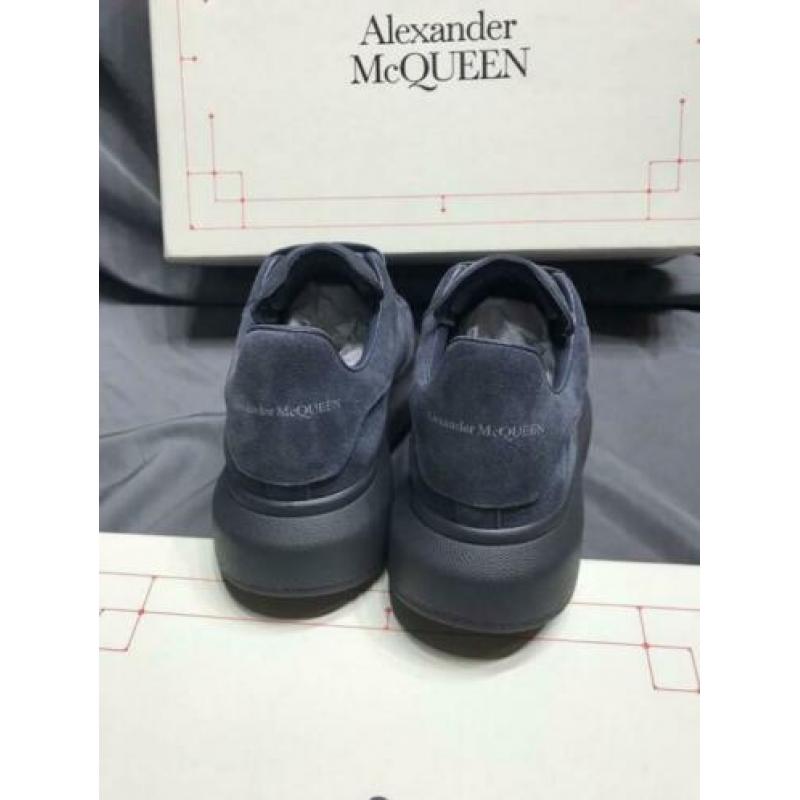 SALE! Alexander Mcqueen blauw grijze sneakers. Maat 40 Nieuw