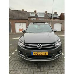 Volkswagen Tiguan 2.0 TDI R-line 4MOTION Full option