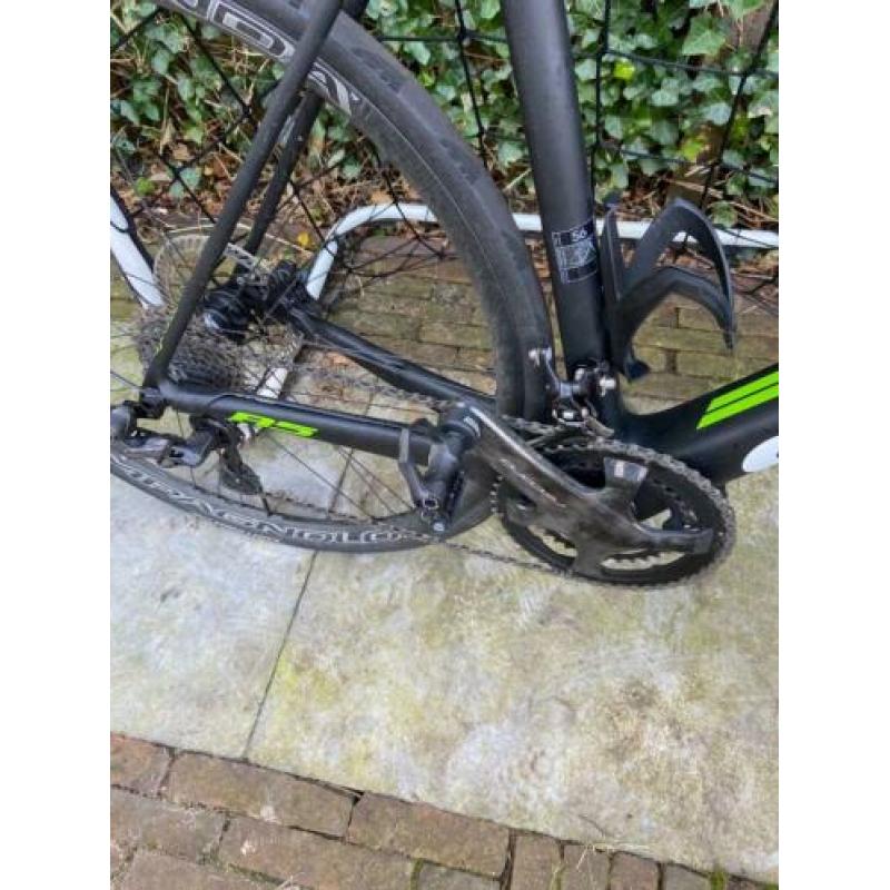 Cervelo R5 Disc Campagnolo Record 12