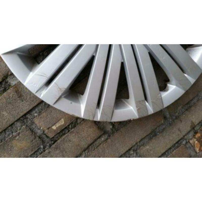 1x originele wieldop VW Polo 15 inch 6C0601147A