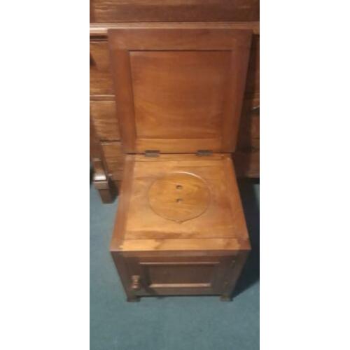 Poepdoos / Kamergemak