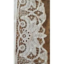 Kantklos loper afm 0.38x1.60 in perfecte staat