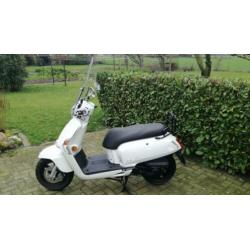Kymco like snor scooter