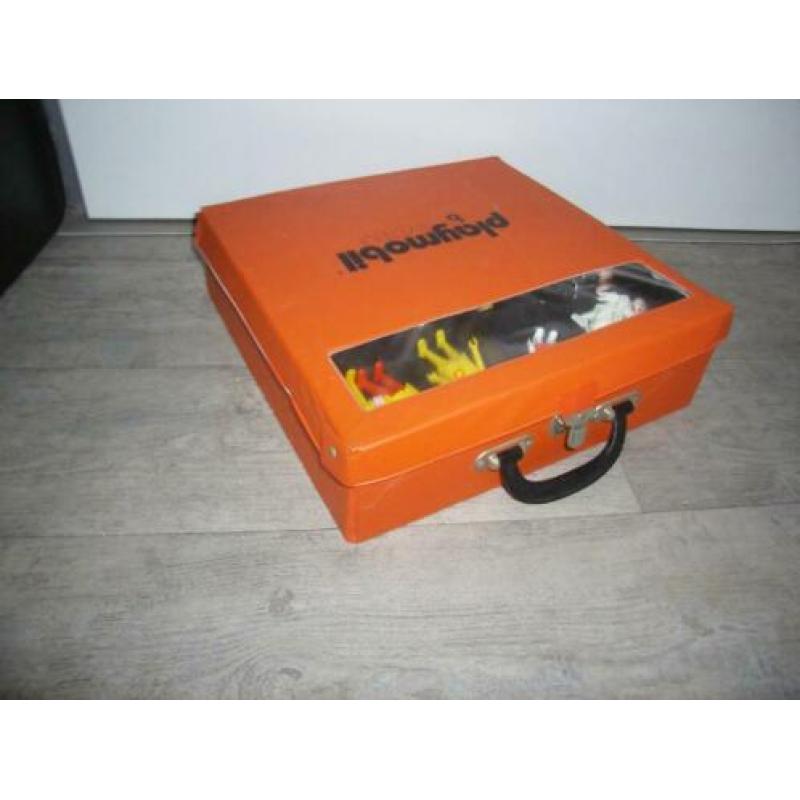 Te koop los playmobil met veel poppetjes