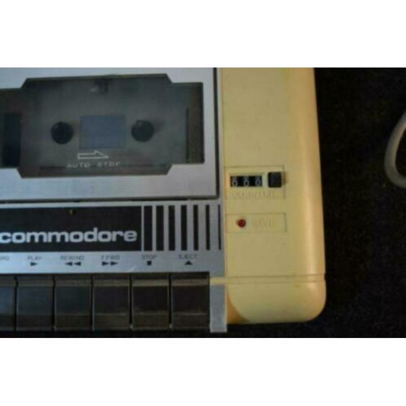 Commodore 64 tapedrive datarecorder games boeken 6502 etc