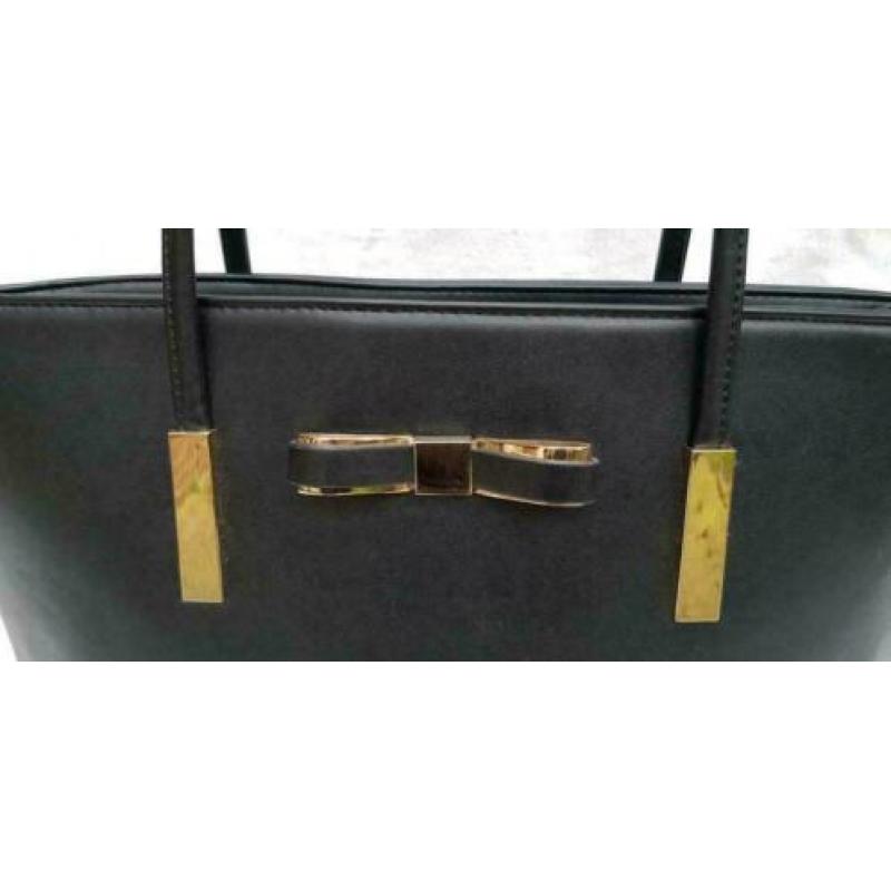 E618 JUST LILI zwarte shopper, nieuw met kaartjes eraan