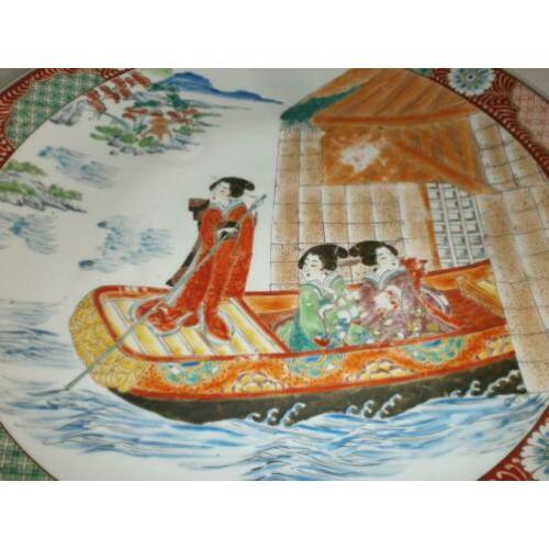Zeldzaam Japans Imari ronde schotel met excellent decoratie