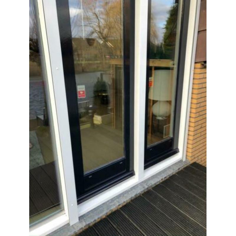 twee tuindeuren hardhout HR++ glas 2.56 x 77.5