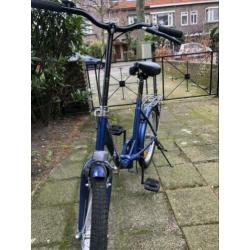 Mooie blauwe vouwfiets te koop