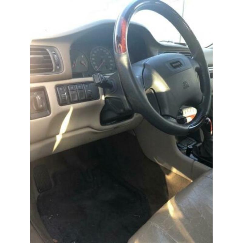 Volvo V70 2.4 170PK 2000 Blauw