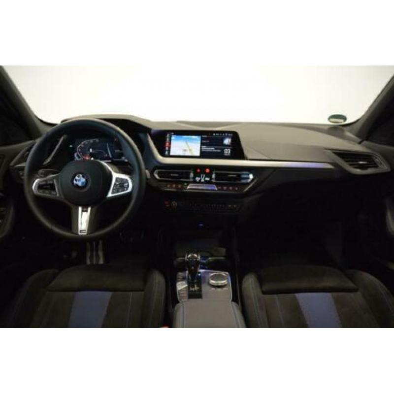 BMW 1 Serie 5-deurs 118i Executive Edition M Sportpakket Aut