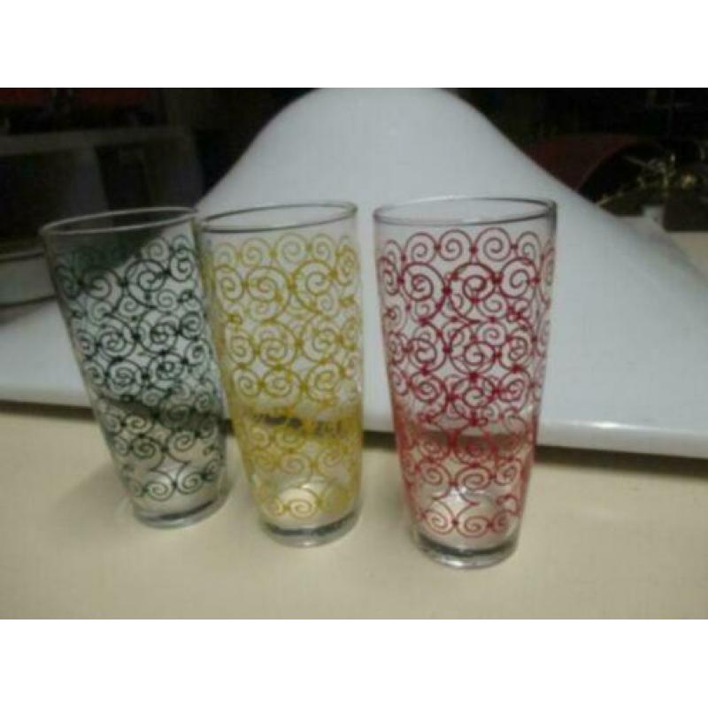 3 drinkglazen 14 cm rood groen geel jaren 70 design retro