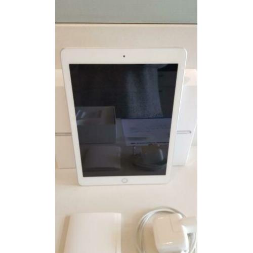 Te koop als nieuw deze Ipad 2017 32Gb
