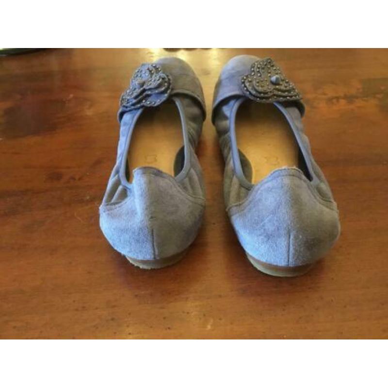Mooie blauwe ballerina’s. Merk Caprice waling-on-air. Mt 37