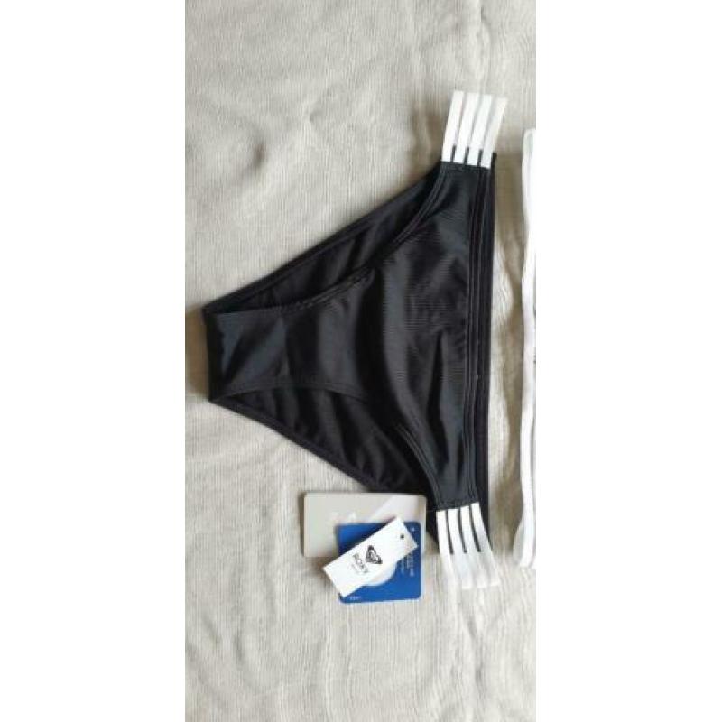 Super leuke nieuwe zwart/witte Roxy bikini set - maat 38
