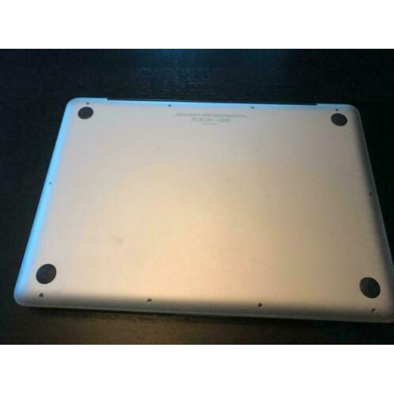 MacBook Pro 13 inch | 2.5GHz | 4GB | 256GB SSD | Mid 2012