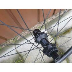 FFWD Fast Forward F4 carbon clincher wielset wielen dt swiss