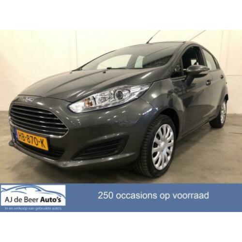 Ford Fiesta 1.0 Style 5drs Navi/Airco/BT (bj 2015)
