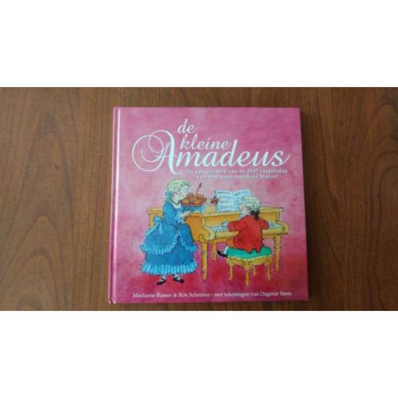 Marianne Busser, Ron Schröder, Dagmar Stam De kleine Amadeus