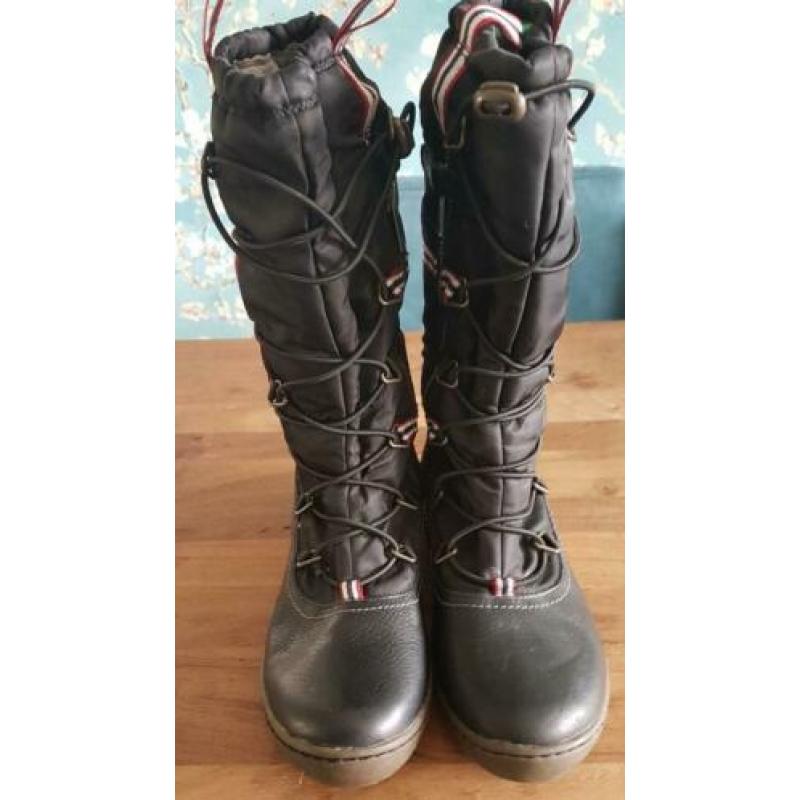 Geheel nieuw van Tommy Hilfiger, stoere zwarte laarsjes, 36