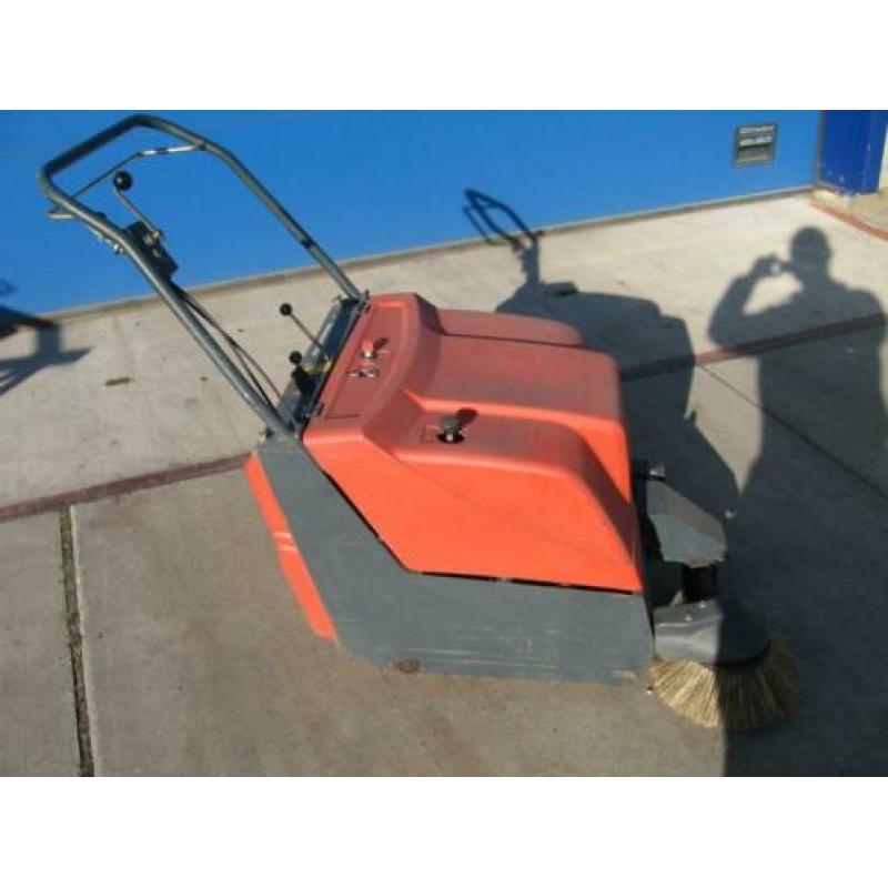 Hako Hamster 700 E veegmachine met lader