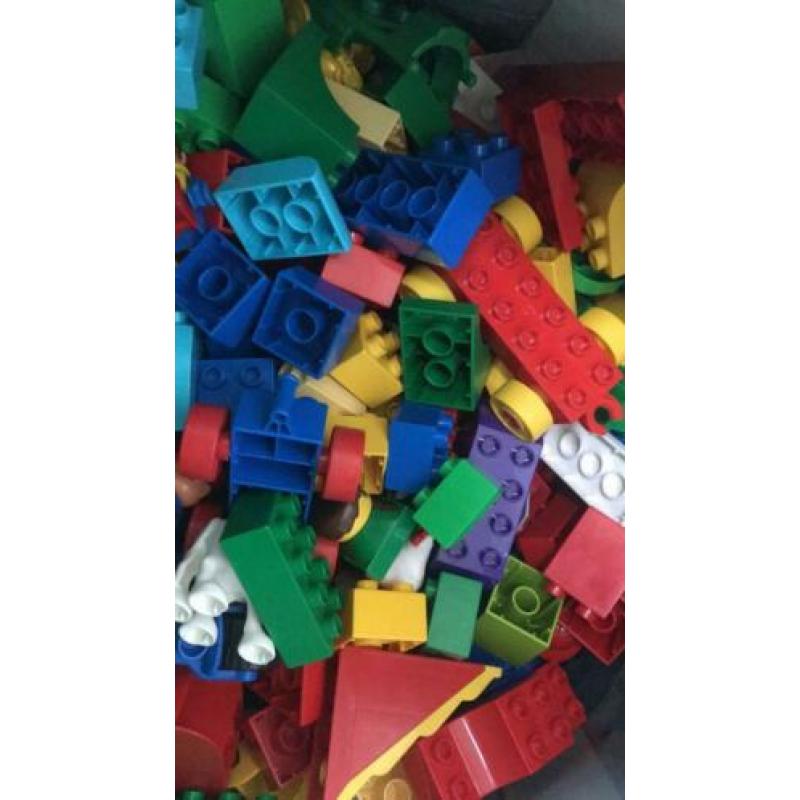 Kist vol Duplo met vele complete sets