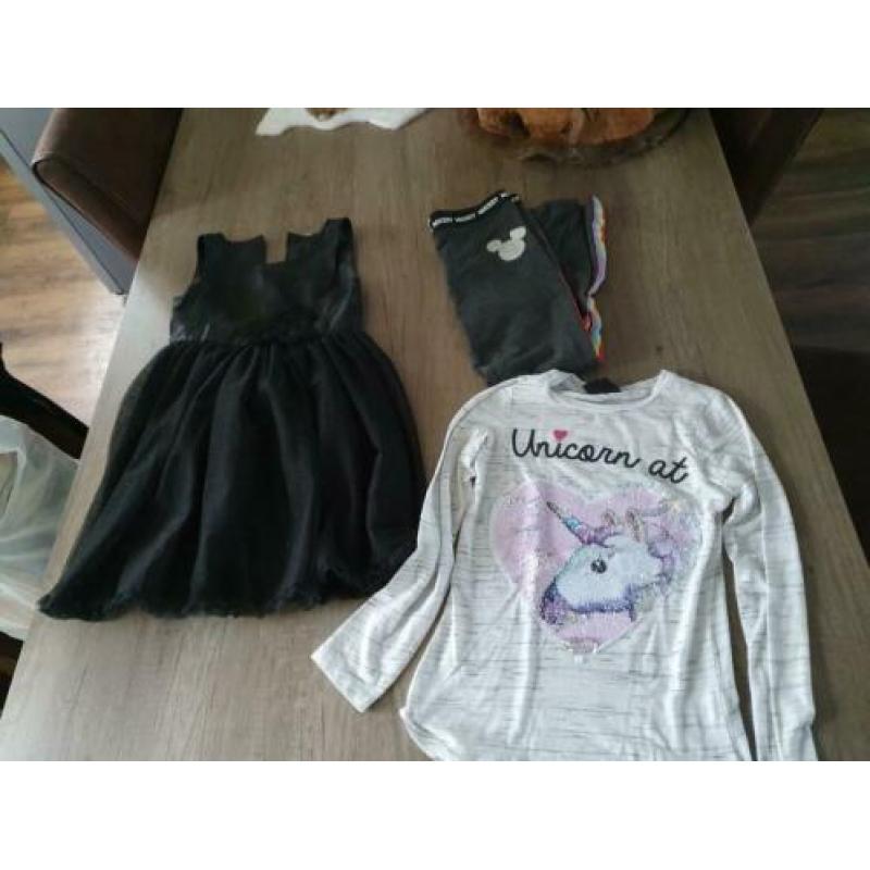 Pakketmeisjes kleding maat 140-146