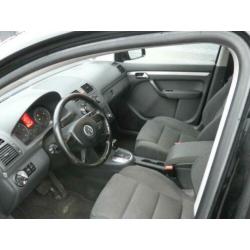 Volkswagen Touran 2.0 TDI Highline AUT/ CLIMA/ CRUISE/ TREKH