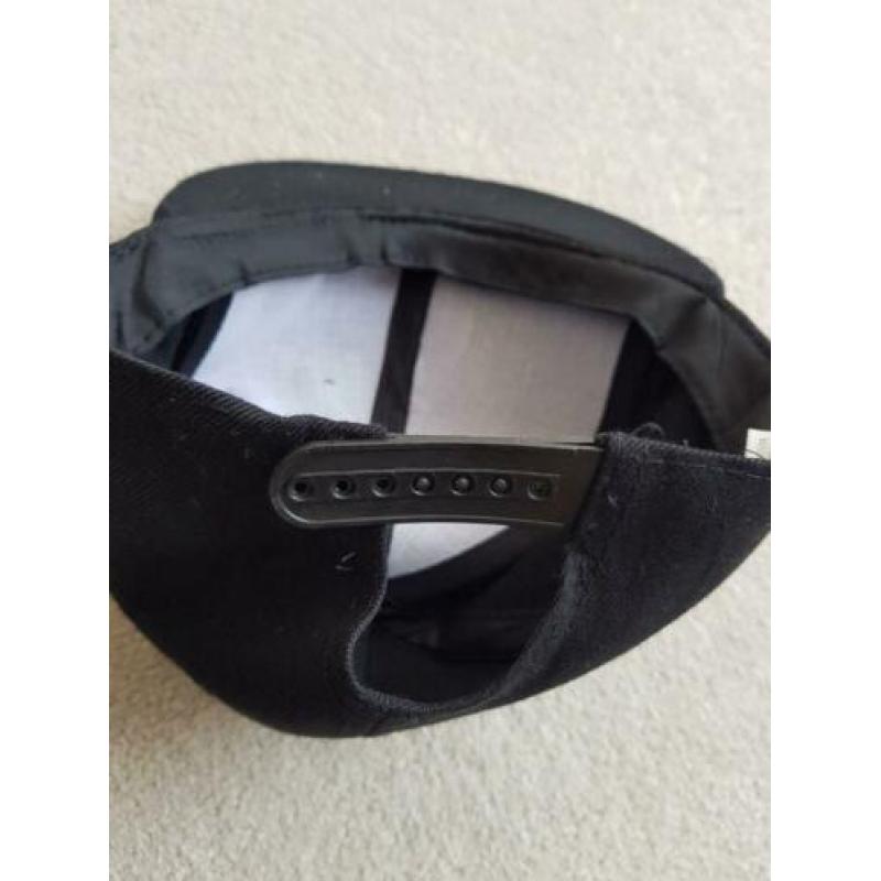 Zwart vip pet petten dames feest steentjes accessoires