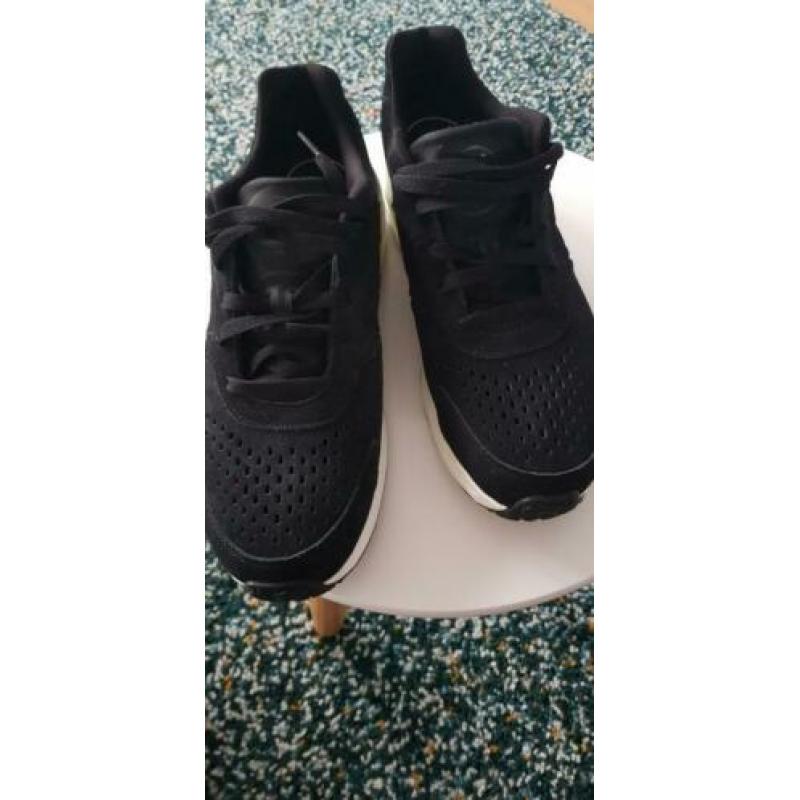 Nike Air Max Guile 44,5