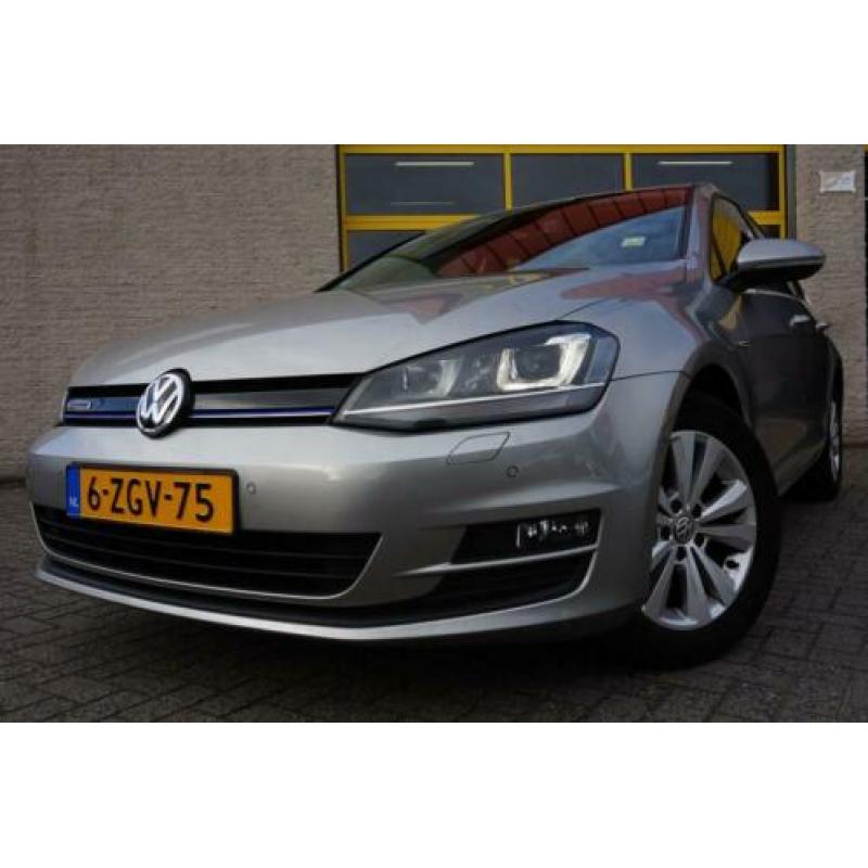Volkswagen Golf 1.6 TDI 5drs Highline BlueMotion BJ2014 Bi-X