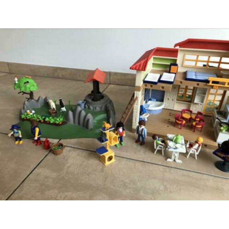 Woonhuis en boerentuin Playmobil