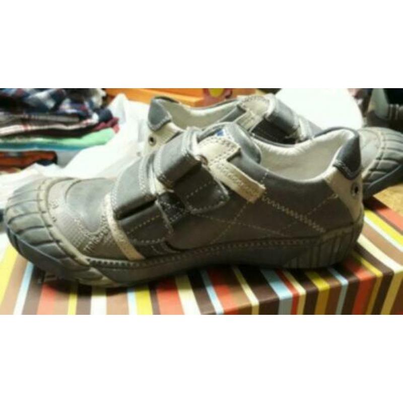Nieuwe Romagnoli zomerschoenen maat 32, jongen