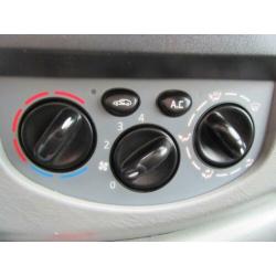 Renault Trafic 2.0 dCi T29 L2H1 DC Eco MARGE AUTO - 2 ZIJSCH