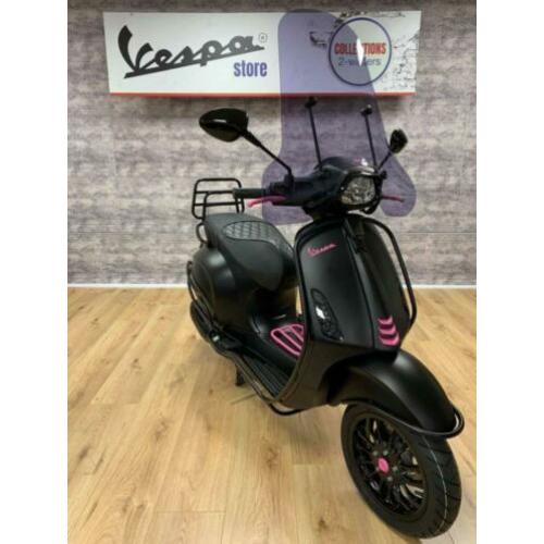 Vespa Sprint 25 km IGET NIEUW Notte x Pinky