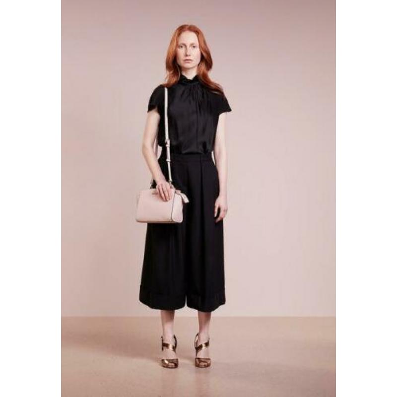 Michael kors selma schoudertas