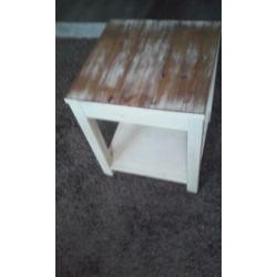 Bijzet tafel