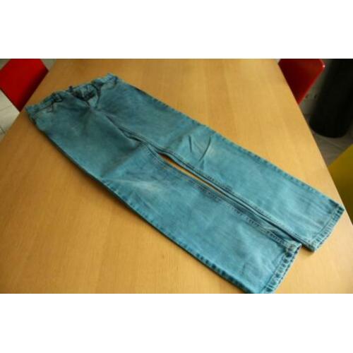 Mooie blauwe jongens jeans broek maat 158