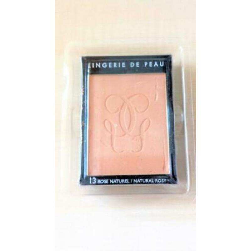 GUERLAIN LINGERIE DE PEAU Compact Foundation 13 Rose Naturel