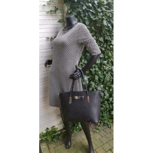 E618 JUST LILI zwarte shopper, nieuw met kaartjes eraan