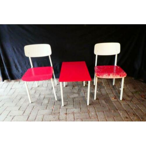 retro slaapkamersetje rood wit van 45 voor 25 euro vintage