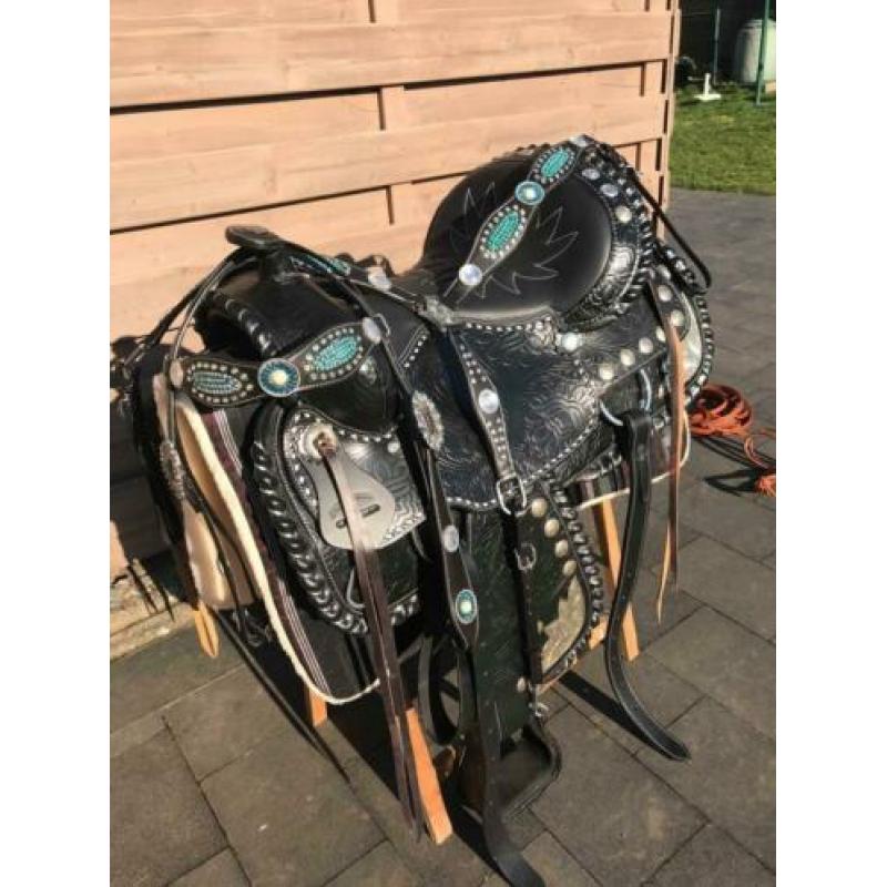 complete western set